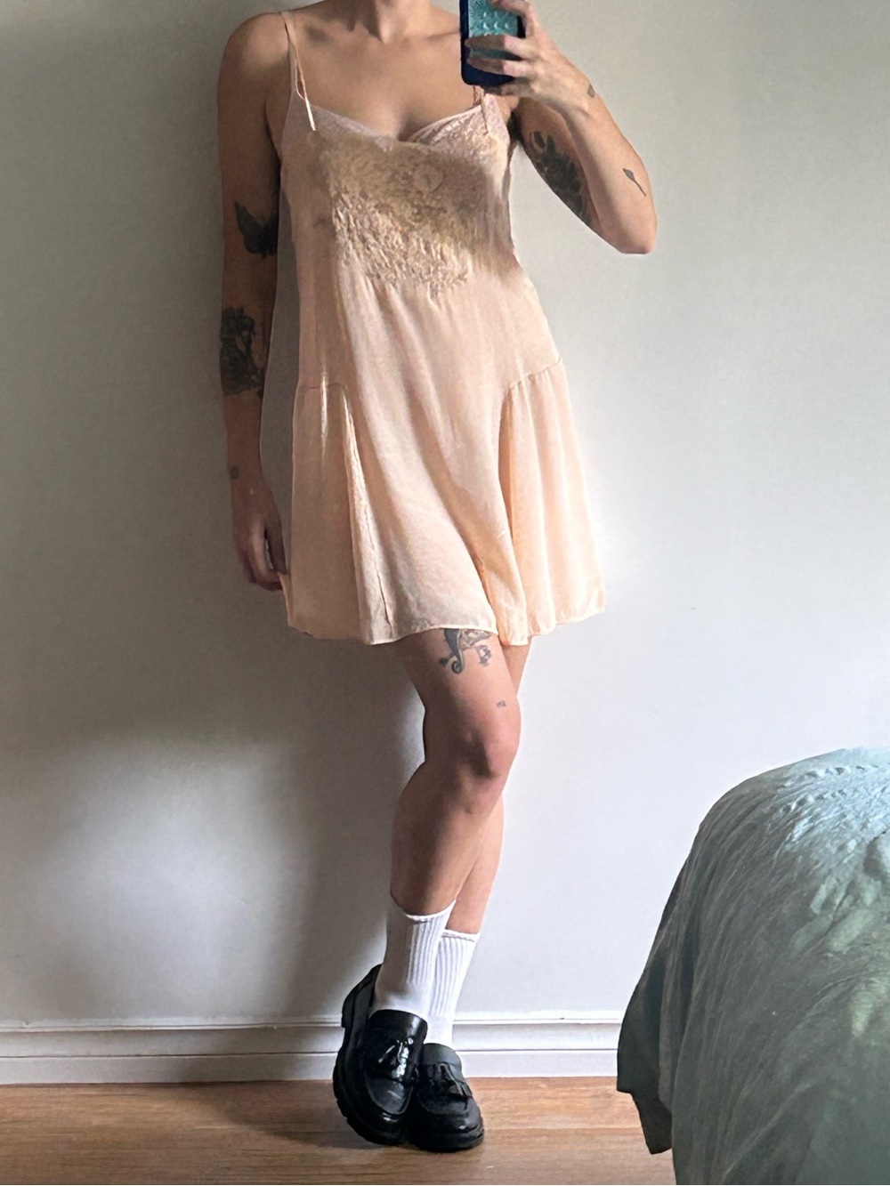 VINTAGE 1920s “step in” silk slip